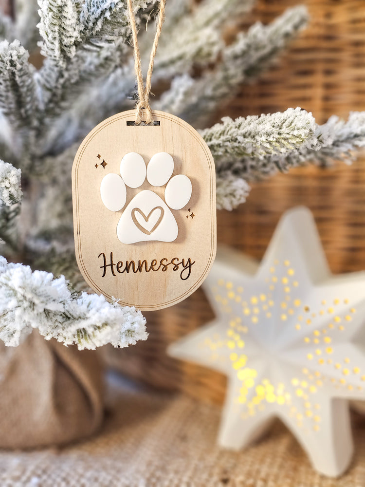 Oval Letter & Name Ornament