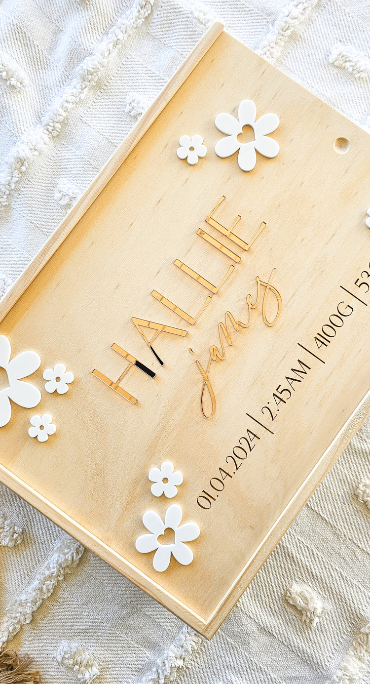 Daisy Acrylic Keepsake Box