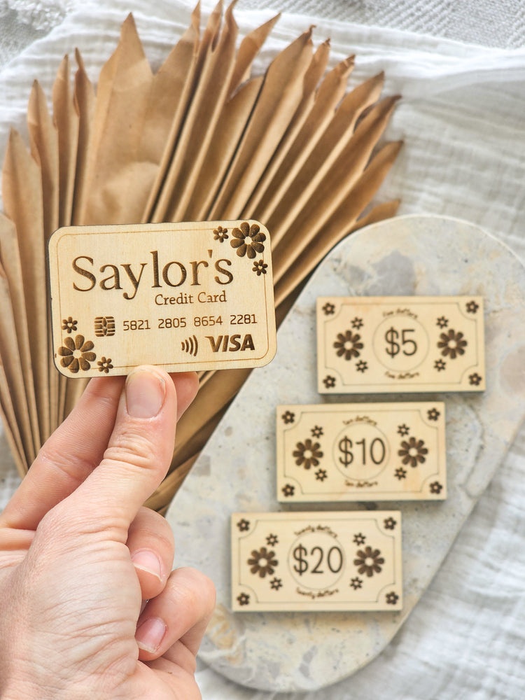 Children's play money set - Daisy .