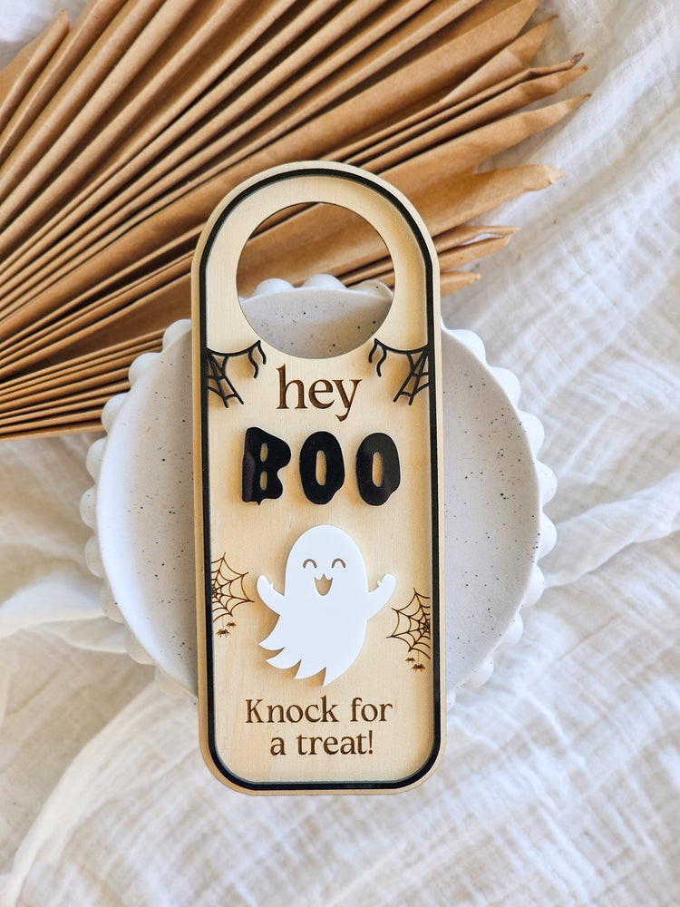 Hey Boo / Welcome Halloween Door Hanger