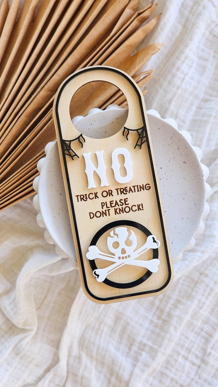 No Trick or Treaters Door Hanger