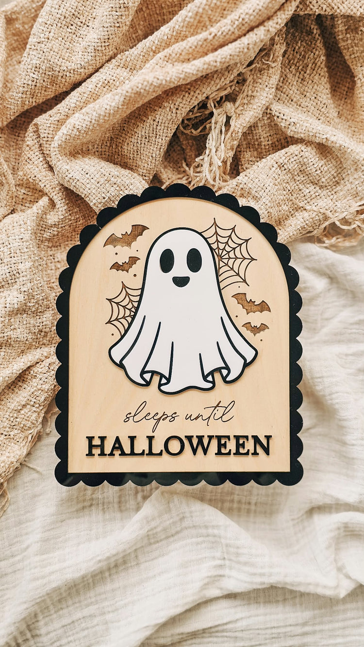 Sleeps until Halloween Countdown - Ghost Design