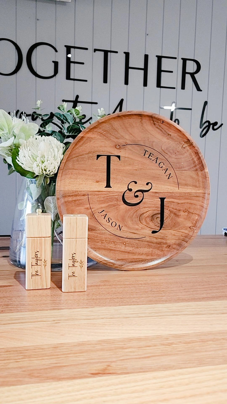 Board & Salt & Pepper Set