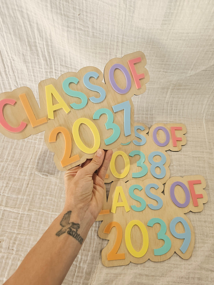 Class of shadow plaque - OM