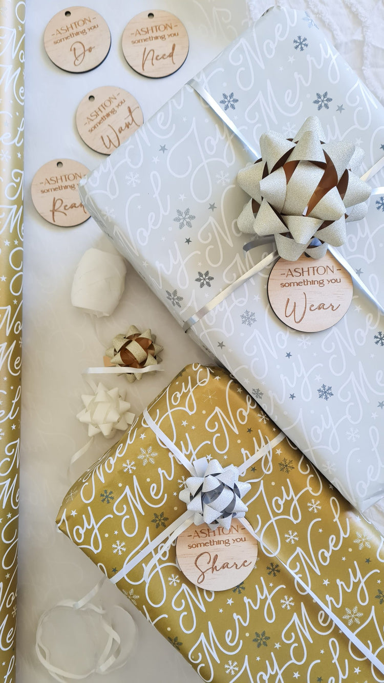 Want, Wear, Need, Read, Share, Do Round Christmas Wooden Tags