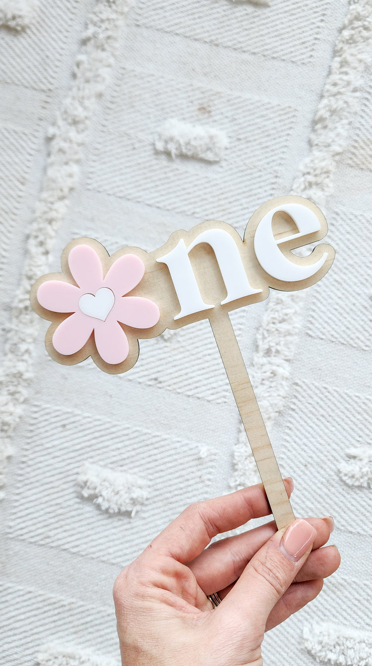 Daisy One Cake Topper