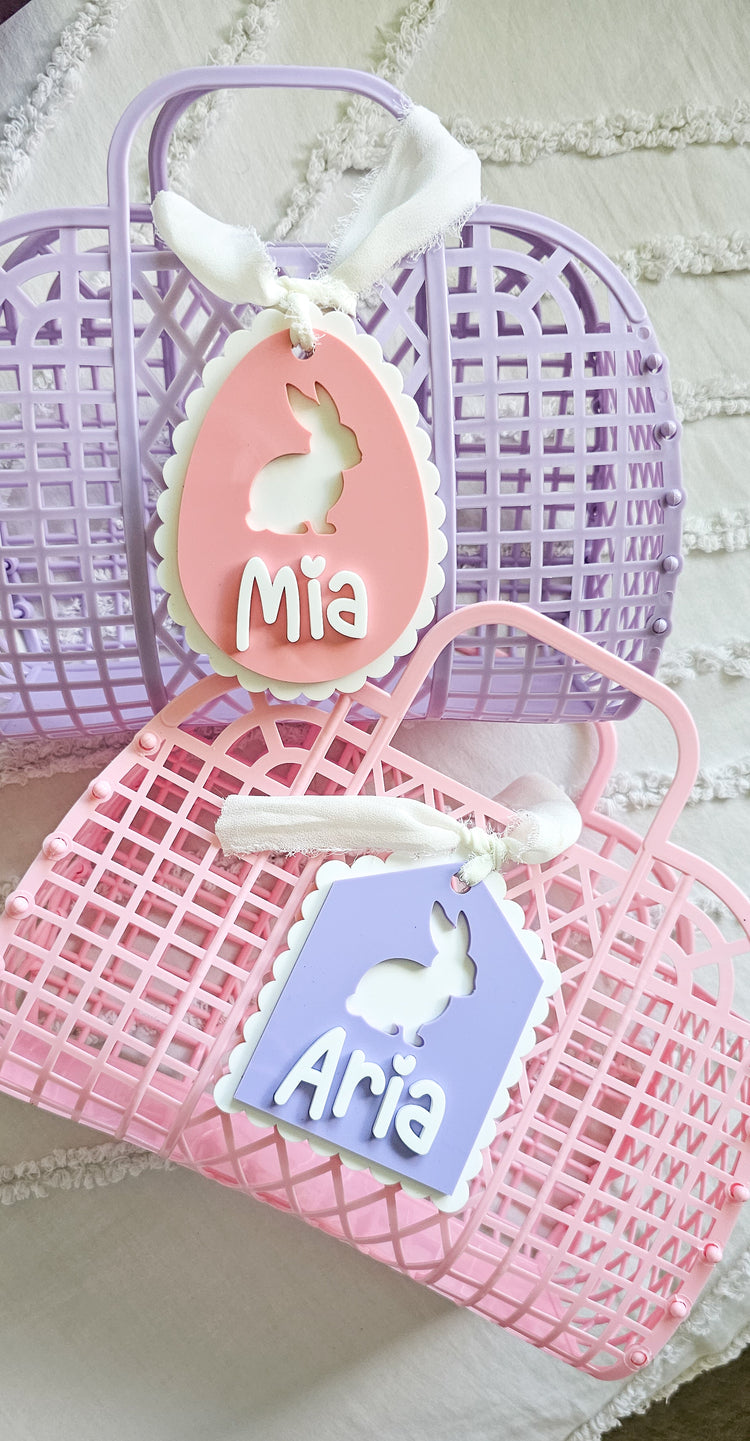 Scalloped Acrylic Easter Tag