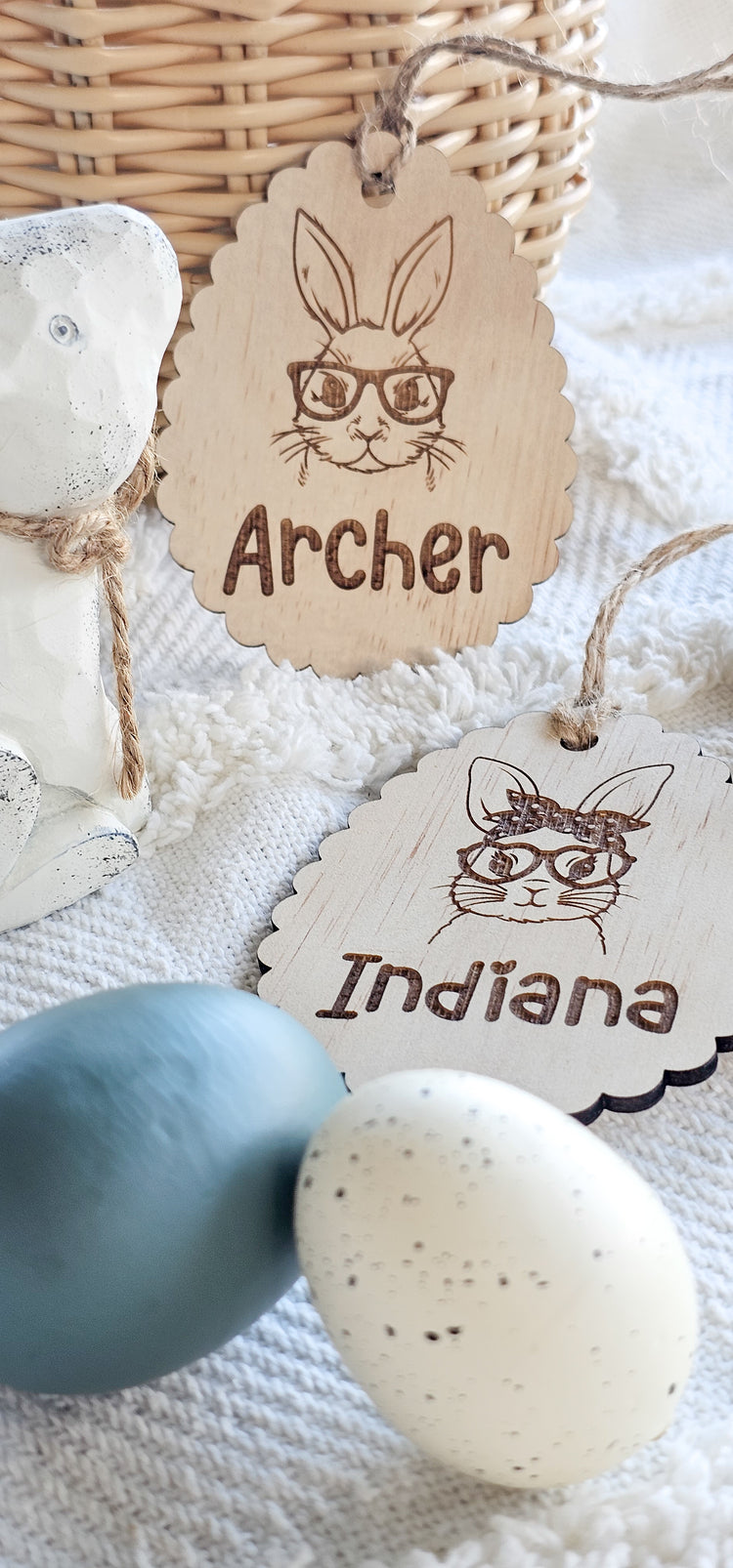 Scalloped Egg Timber Easter Tag