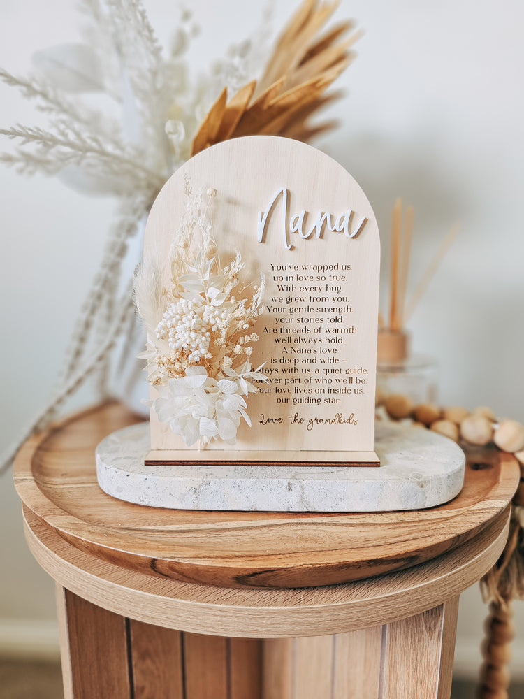 Dried Floral Mother's Day Timber Plaque - for Nana/Nanny/Grandma