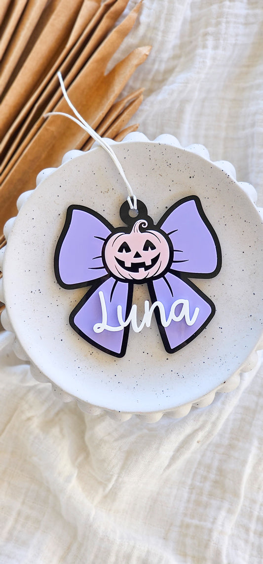 Bow Halloween Tag with Pumpkin