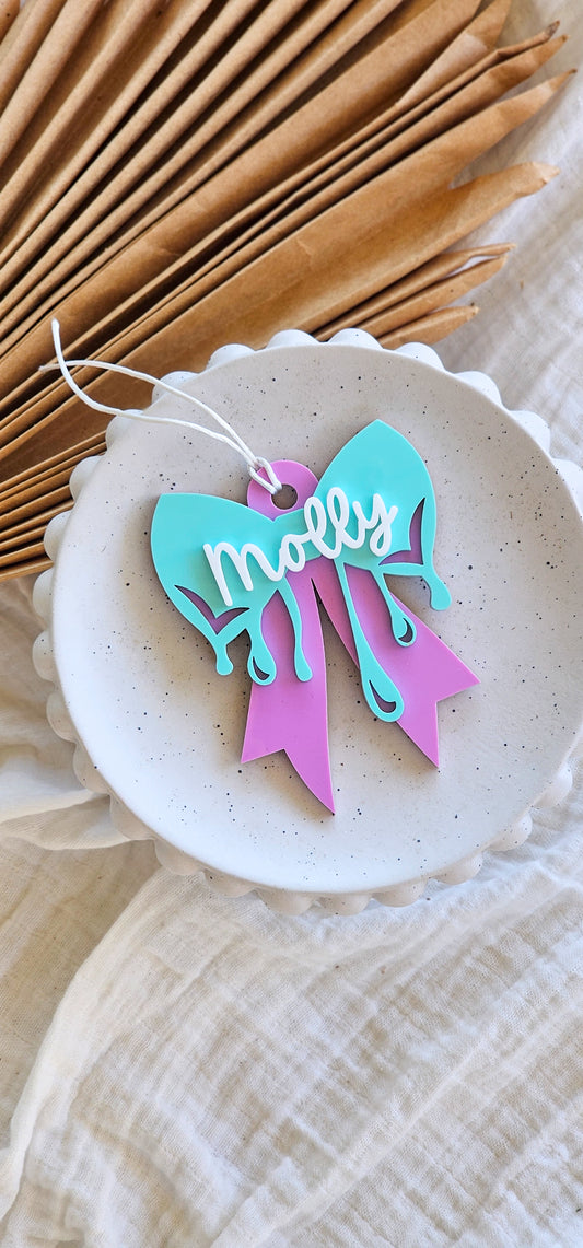 Melting Bow Acrylic Halloween Tag