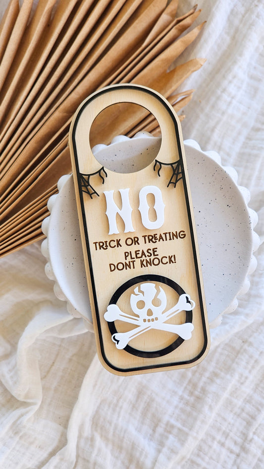 No Trick or Treaters Door Hanger