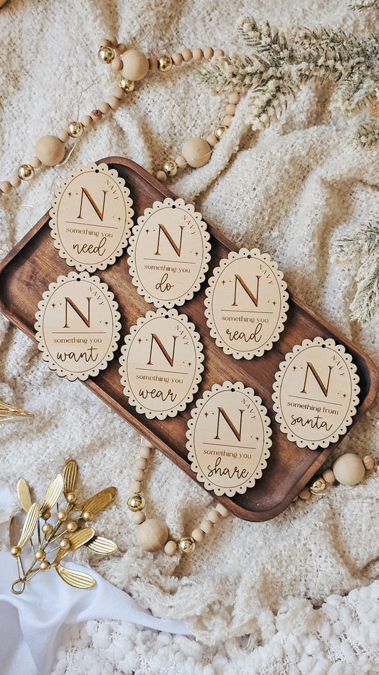 Vintage Christmas Mindful Arch Tags - Want, wear, need, read, do, share