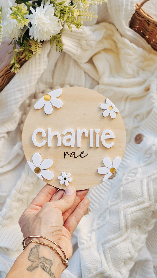 Personalised Name Plaque - Daisies