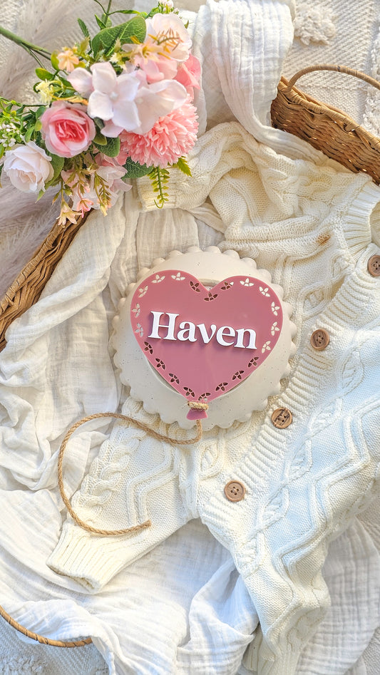 Personalised Name Plaque - Vintage Lace Heart Balloon