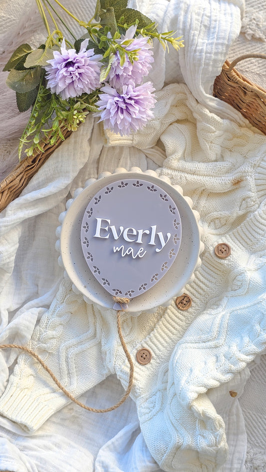 Personalised Name Plaque - Vintage Lace Balloon