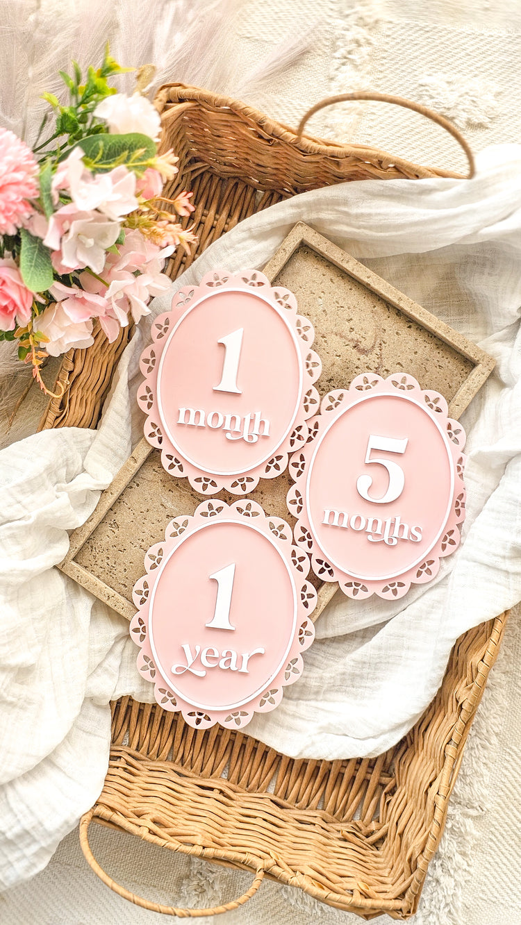 Interchangeable Milestone Plaques - Vintage Lace Design