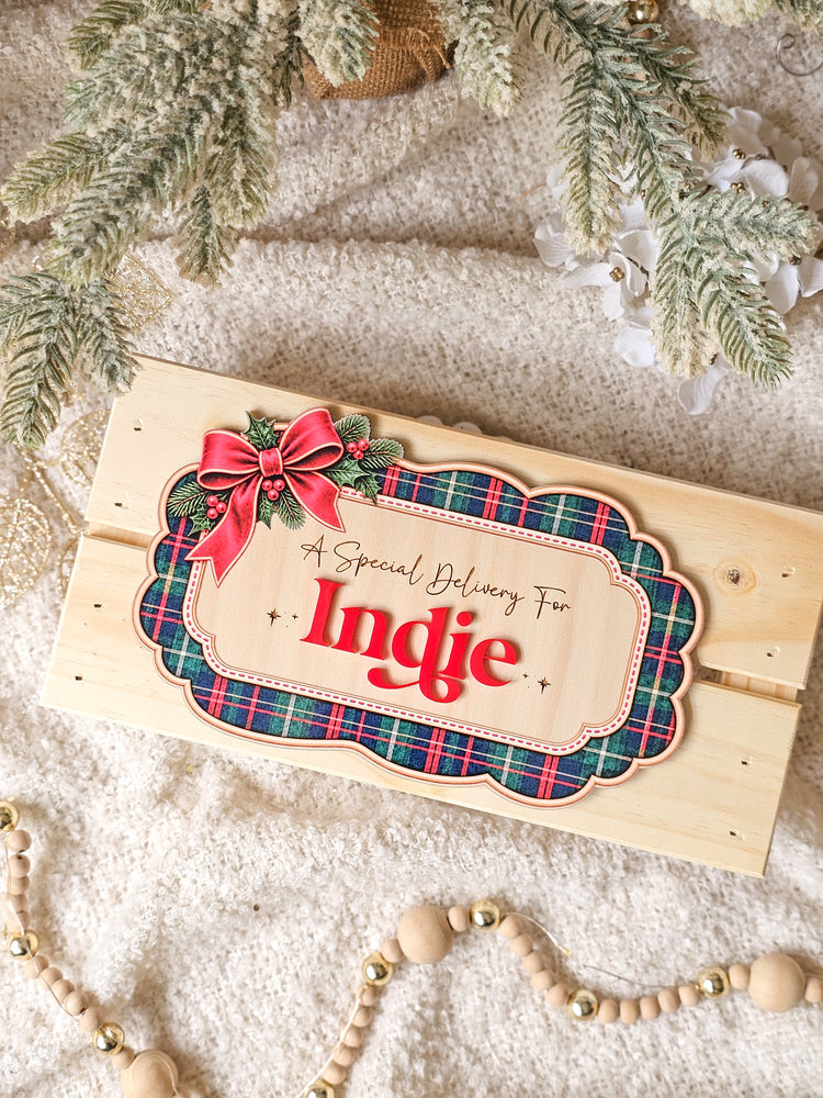 Tartan Christmas Crate Plaque - Bow Design 1