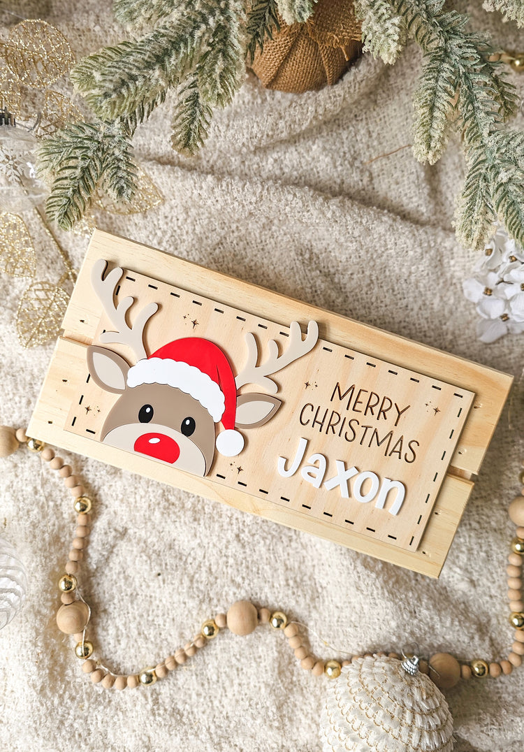Reindeer Face Christmas Crate Plaque