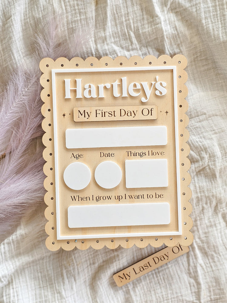 Vintage Scallop Rectangle First / Last Day Back to School Board