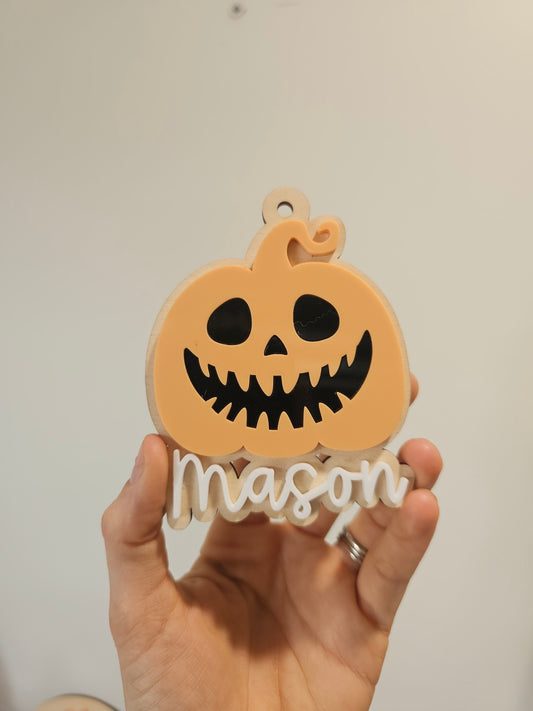 Pumpkin ghost tag