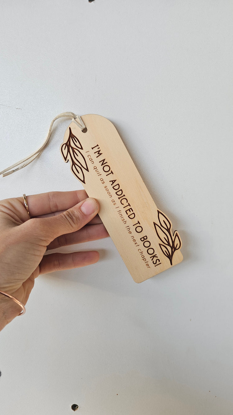 Addicted to books bookmark