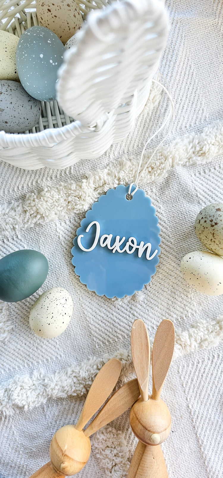 Scalloped Easter Egg Tag