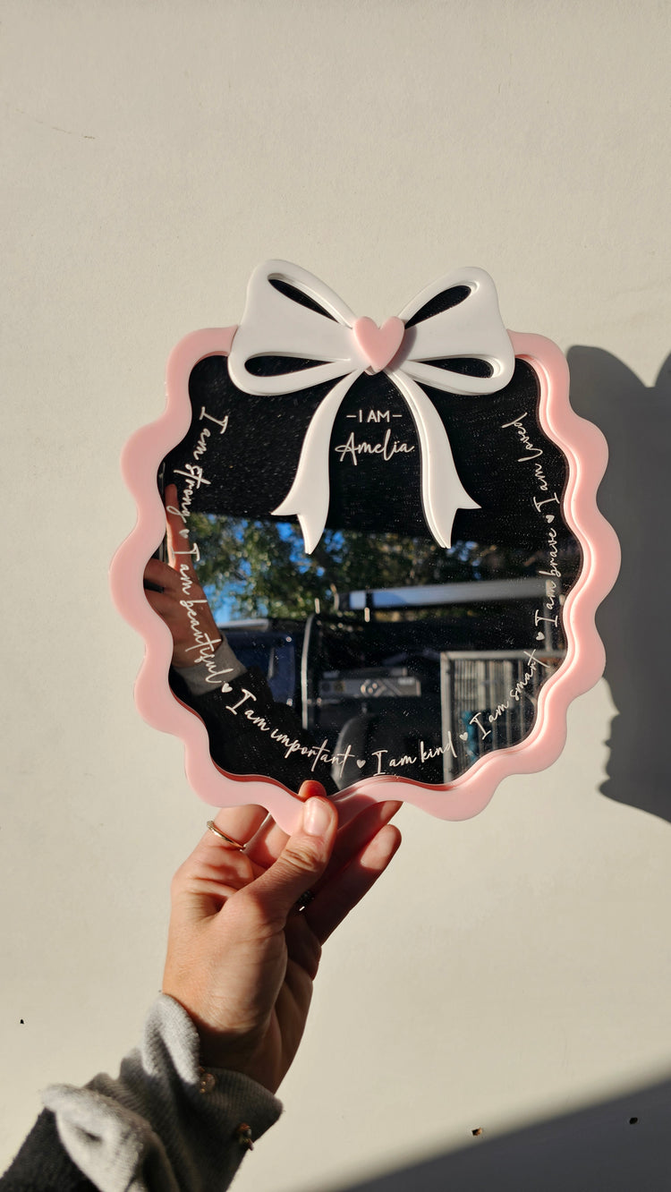 Affirmation mirror - amelia