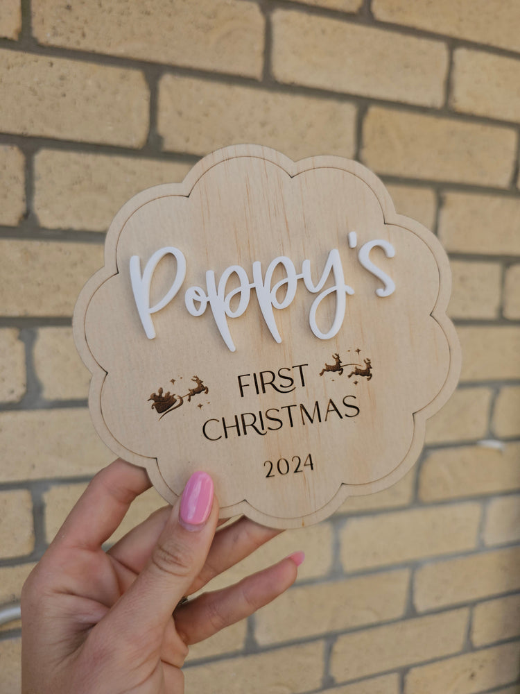 Poppy's first Christmas plaque